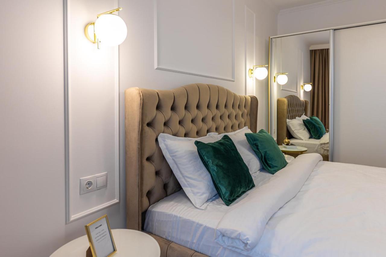 Moon Luxury Apartment - Sunset View Cluj-Napoca Luaran gambar