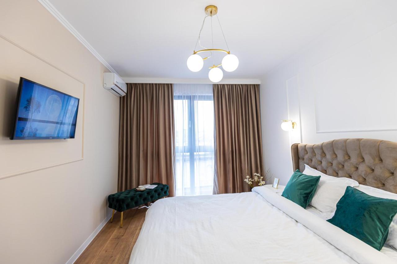 Moon Luxury Apartment - Sunset View Cluj-Napoca Luaran gambar